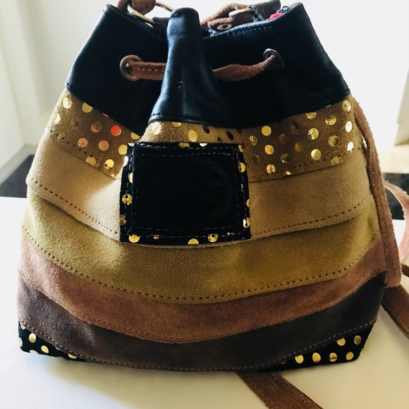 Violeta Suede & Leather Bucket Crossbody bag - Picture 5 of 7